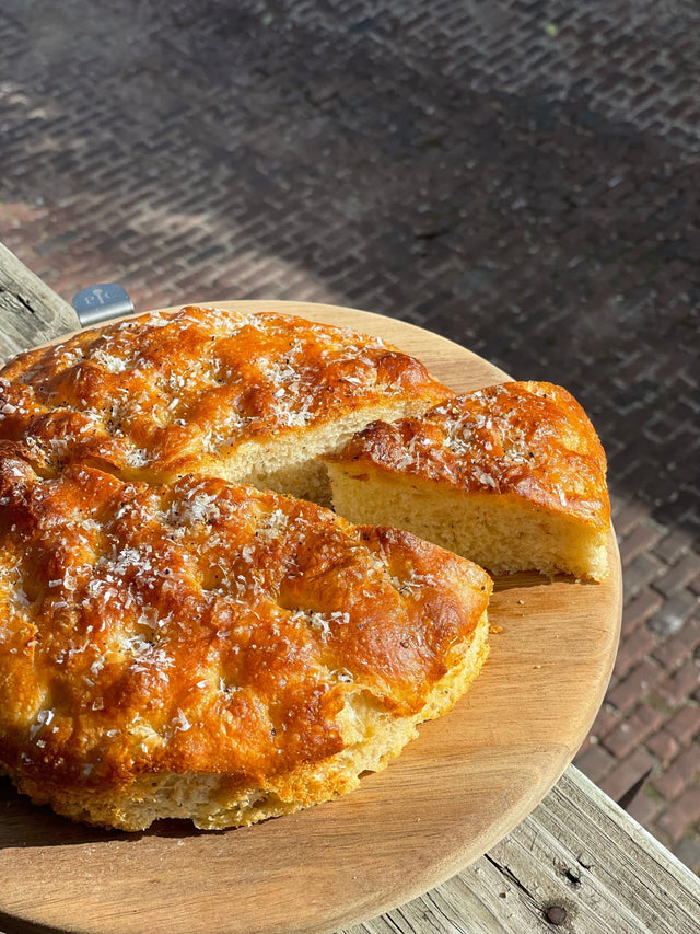 Cacio e Pepe Focaccia
